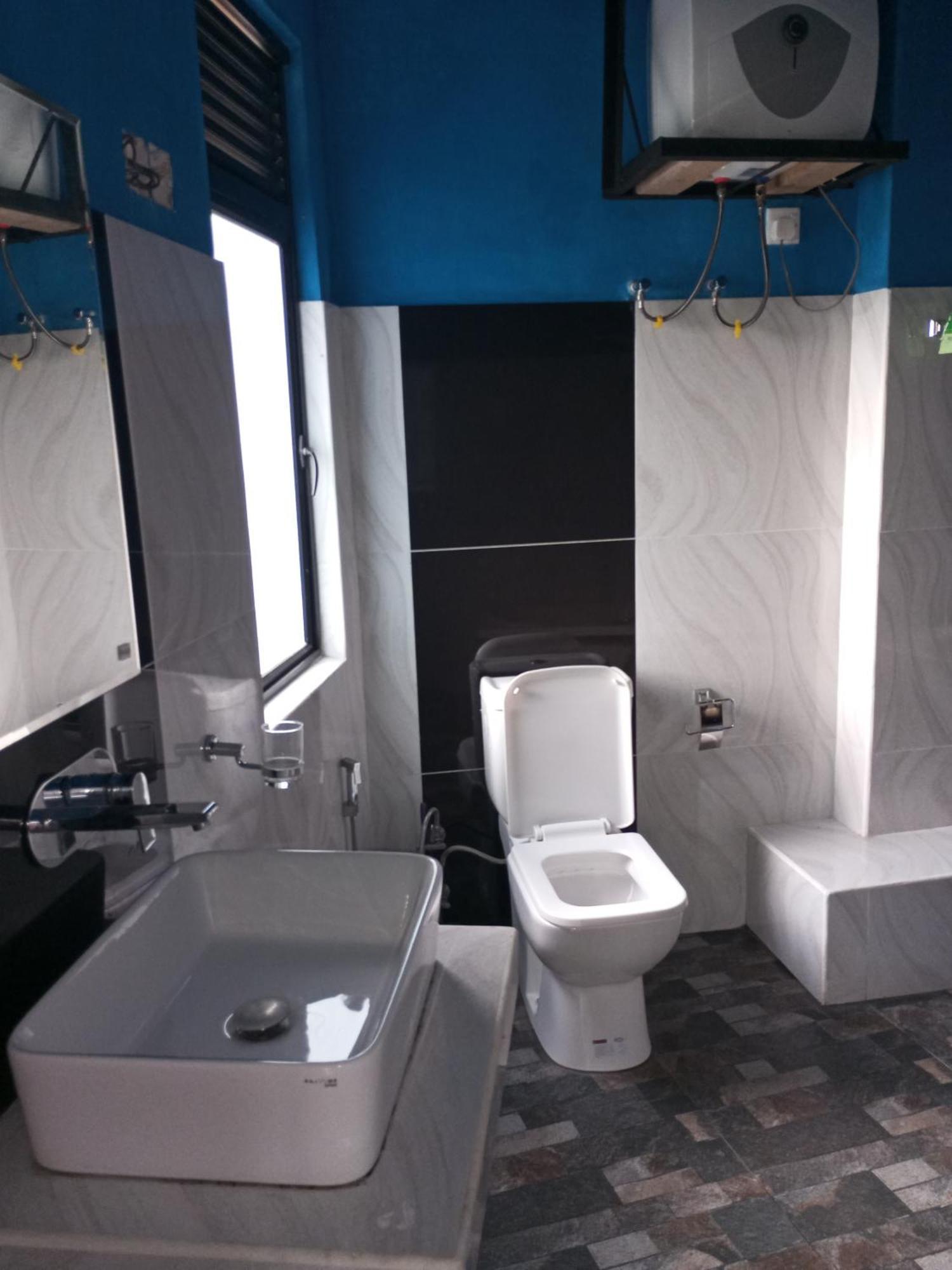 Chanidu Ella Inn Ngoại thất bức ảnh