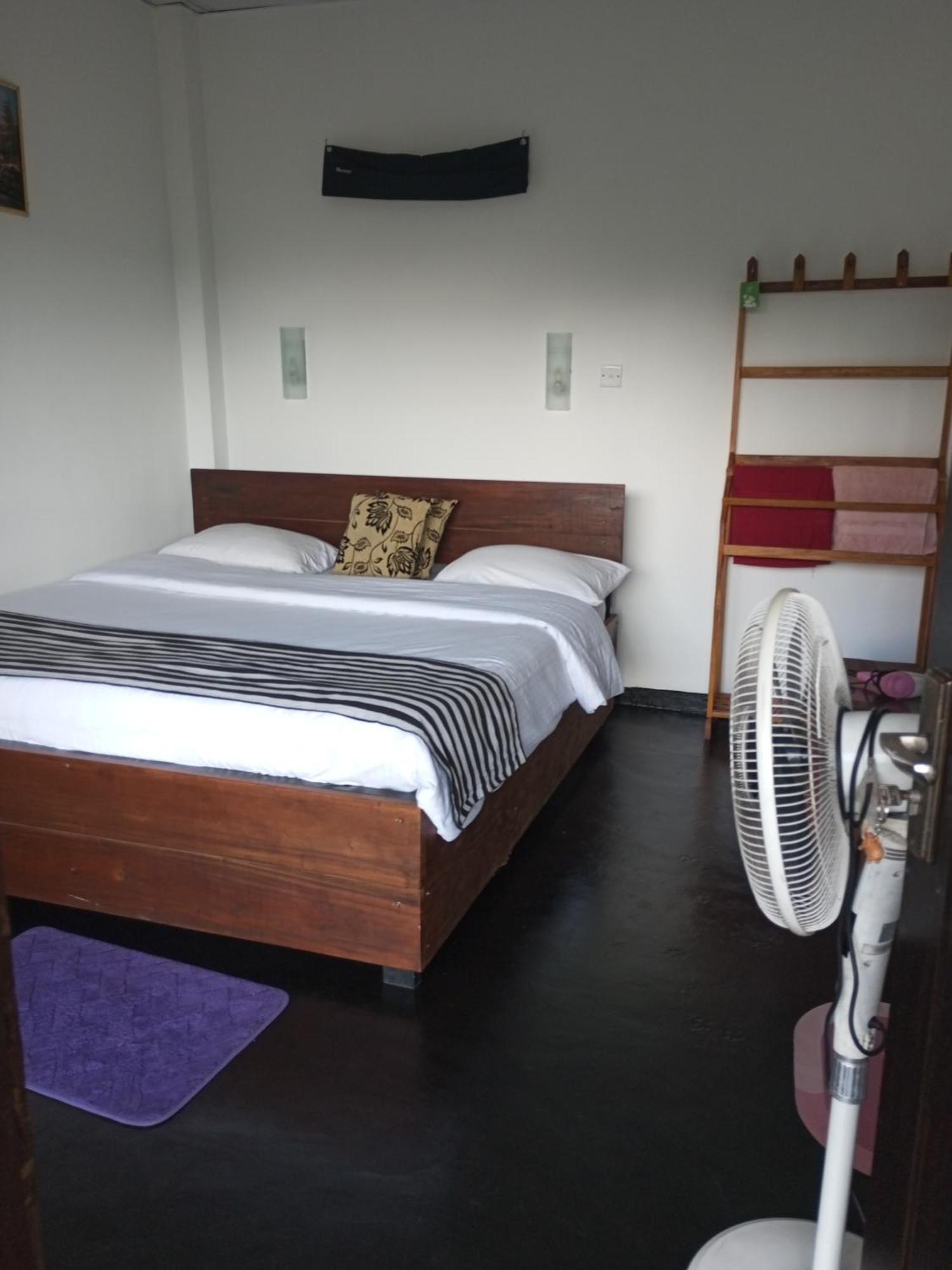 Chanidu Ella Inn Ngoại thất bức ảnh