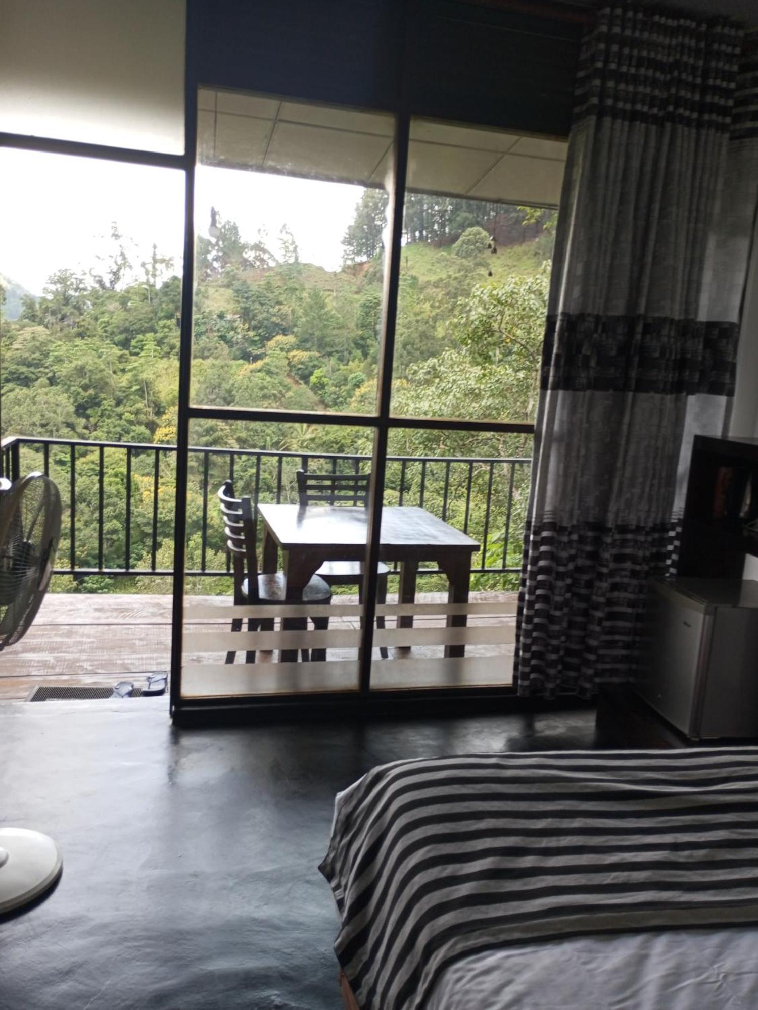 Chanidu Ella Inn Ngoại thất bức ảnh